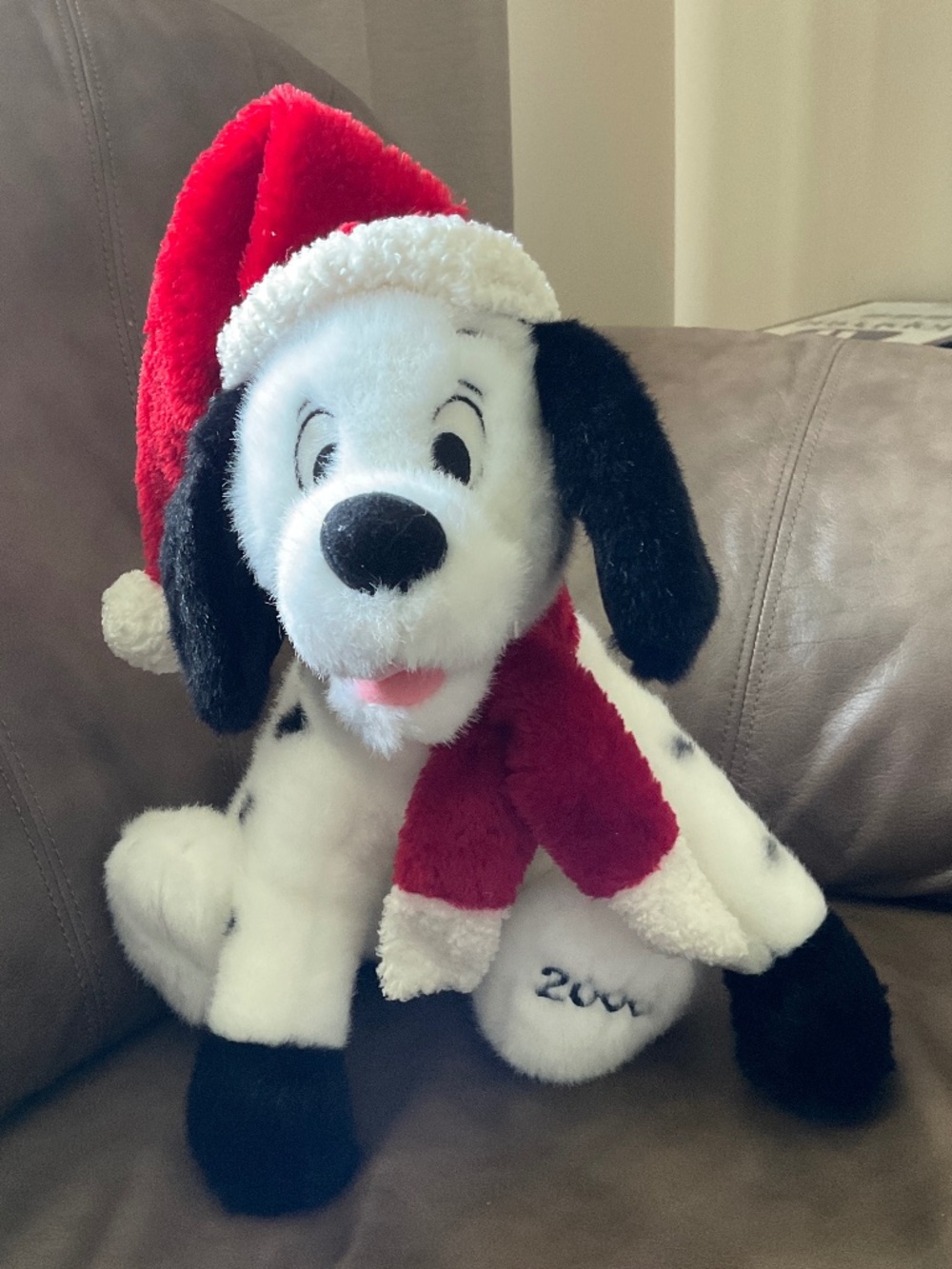 DISNEY STORE 101 Dalmatian’s holiday plush